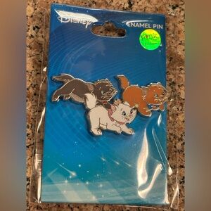 Disney The Aristocats Marie, Toulouse, and Berlioz Running 2" Open Edition Pin